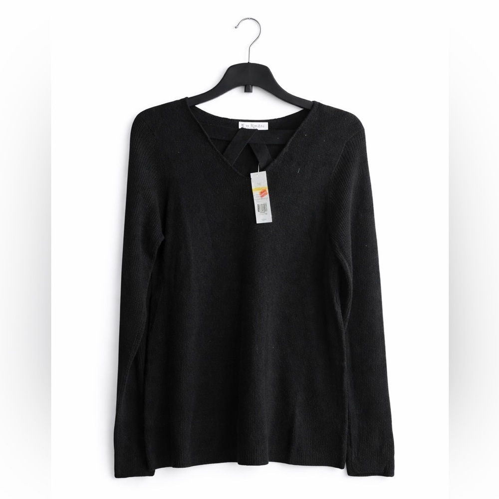 Kim Roger's New W Tags Petite medium black sweater with cross cross patt…